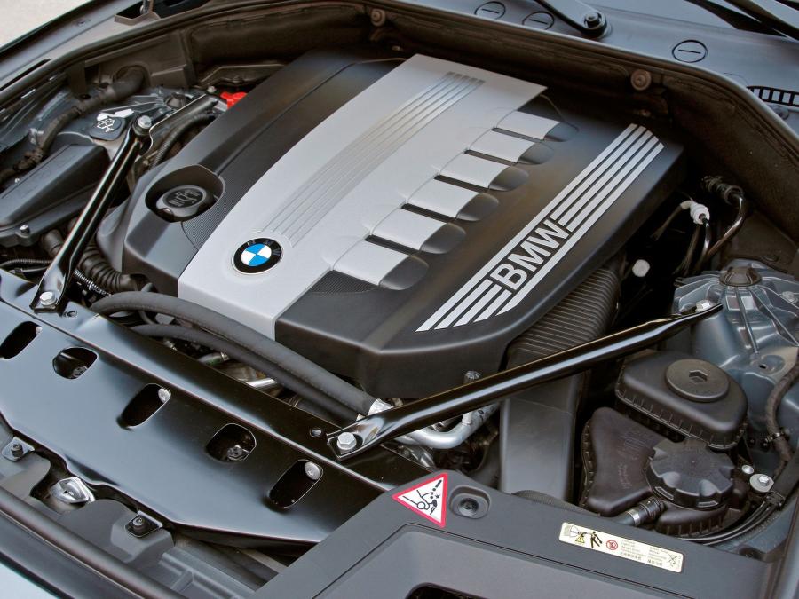  BMW 530d Gran Turismo 2009 года  (фото 14 из 29)